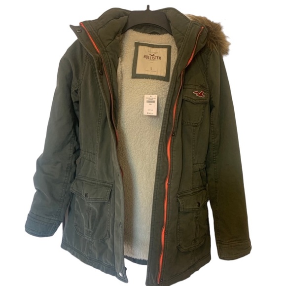 Hollister Coat - Picture 1 of 3